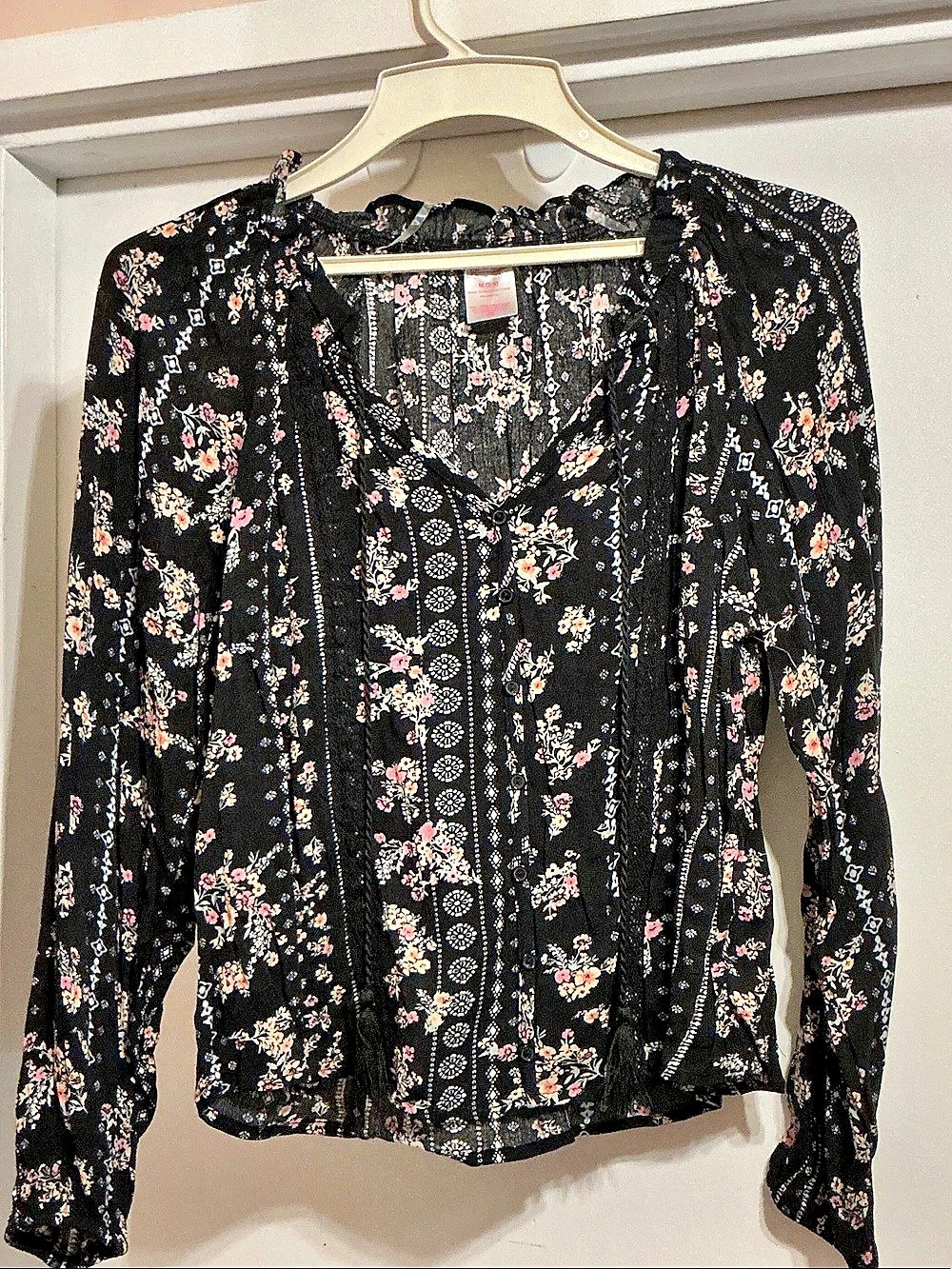 No Boundaries Floral Long Sleeve Blouse in Black & Pink